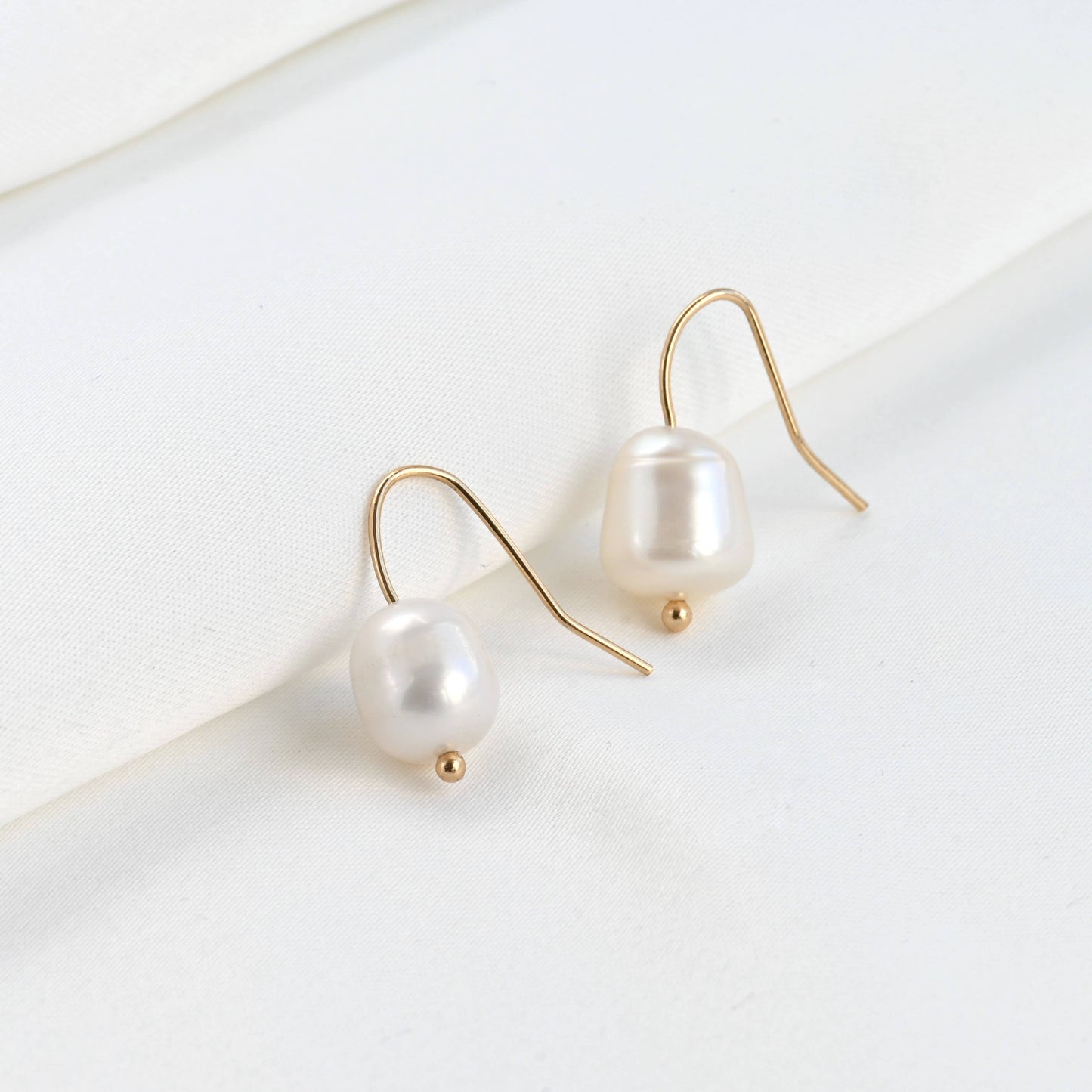 Blueyejewelry Waterproof Pearl Drop Earrings