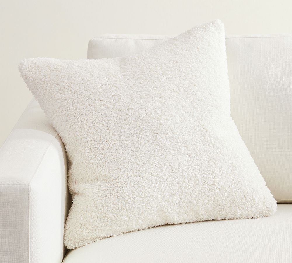 Pillow Basel Teddy Velvety White 20x20